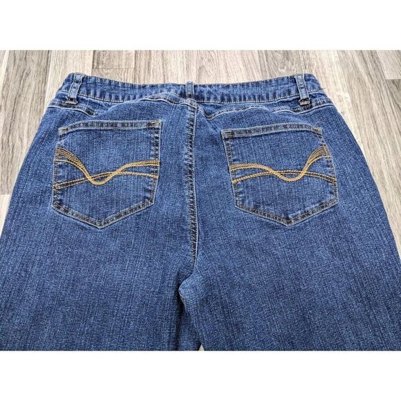 (3/$35) Roz & Ali Size 10 Embroidered Pockets Straight Leg Cropped Denim Jeans - Picture 3 of 10